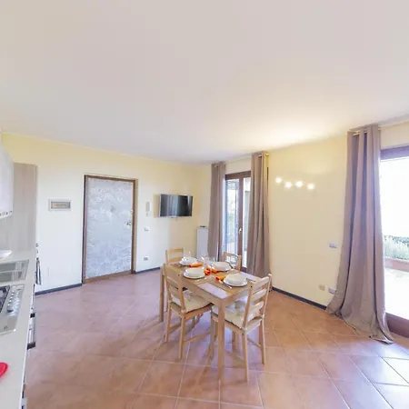 Riva Del Sole Apartman *